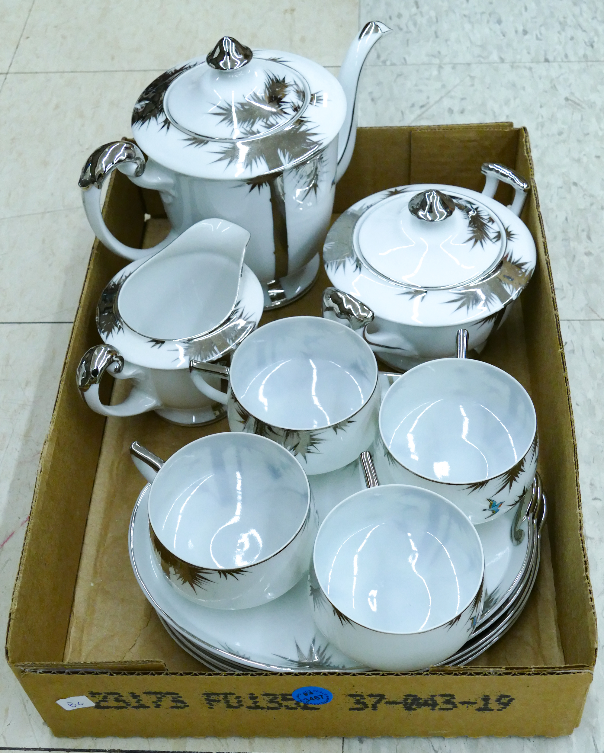 Box Vintage Japanese Silver Porcelain 3cfeec