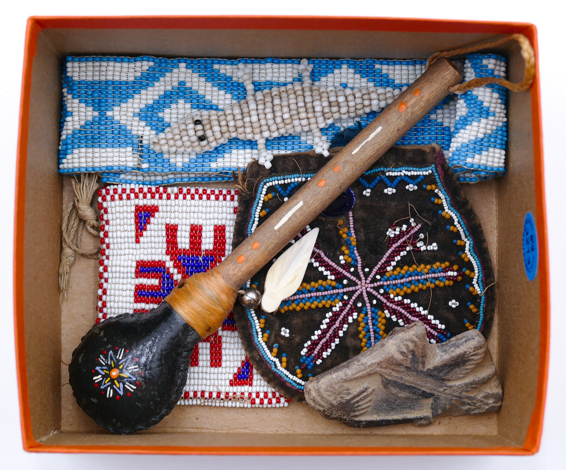 Box Old Indian Beadwork etc  3cfefb