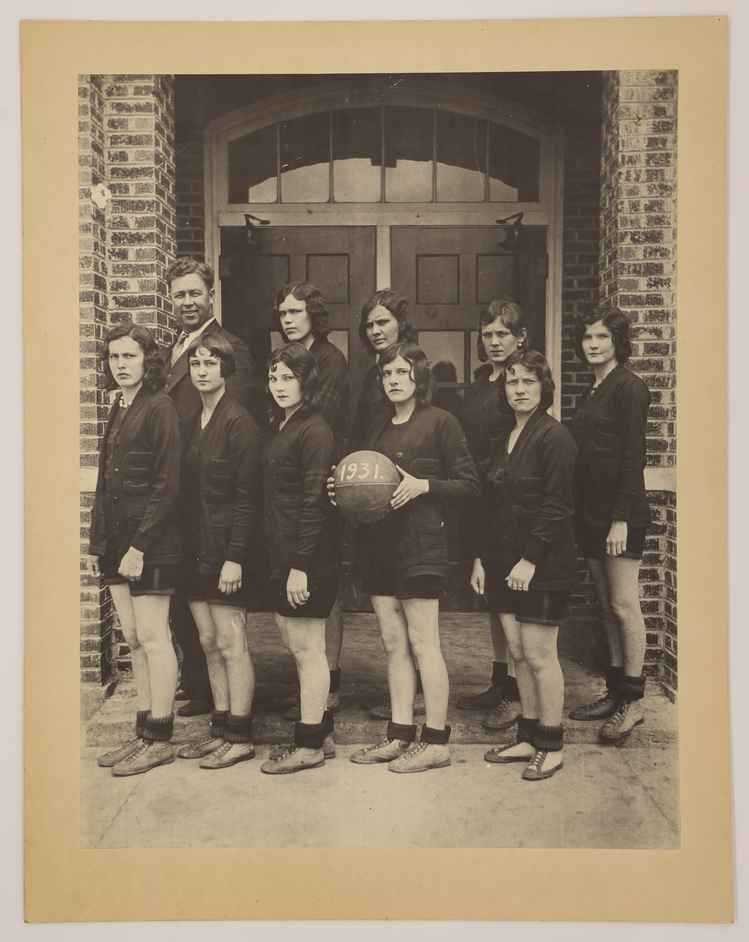 Vintage 1931 Women s Basketball 3cff4c