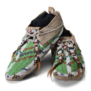 Sioux Beaded Buffalo Hide Moccasins late 3d009c