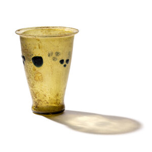 A Late Roman Glass Cup with Blue 3d01ec