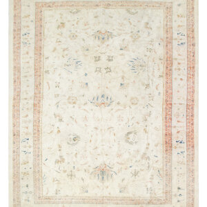 A Sultanabad Wool Rug 20th Century 13 3d0311