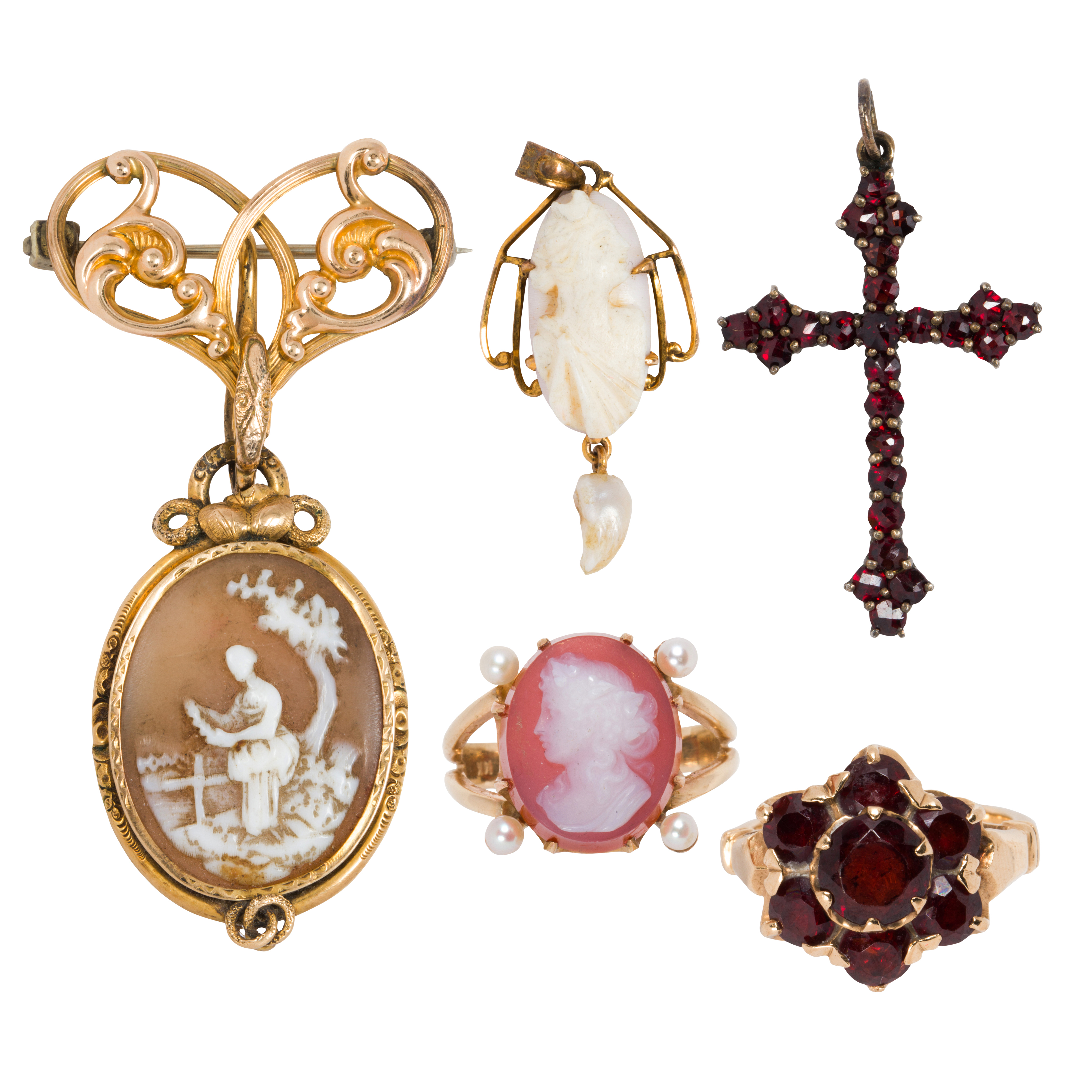 A GROUP OF GARNET CAMEO AND GOLD 3ce2c4