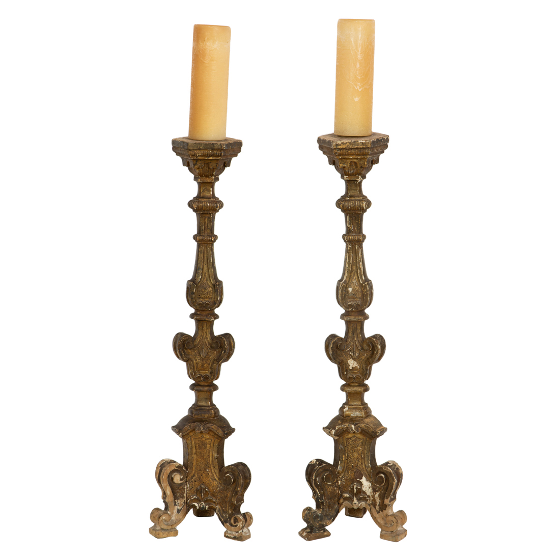 A PAIR OF CONTINENTAL BAROQUE GILTWOOD