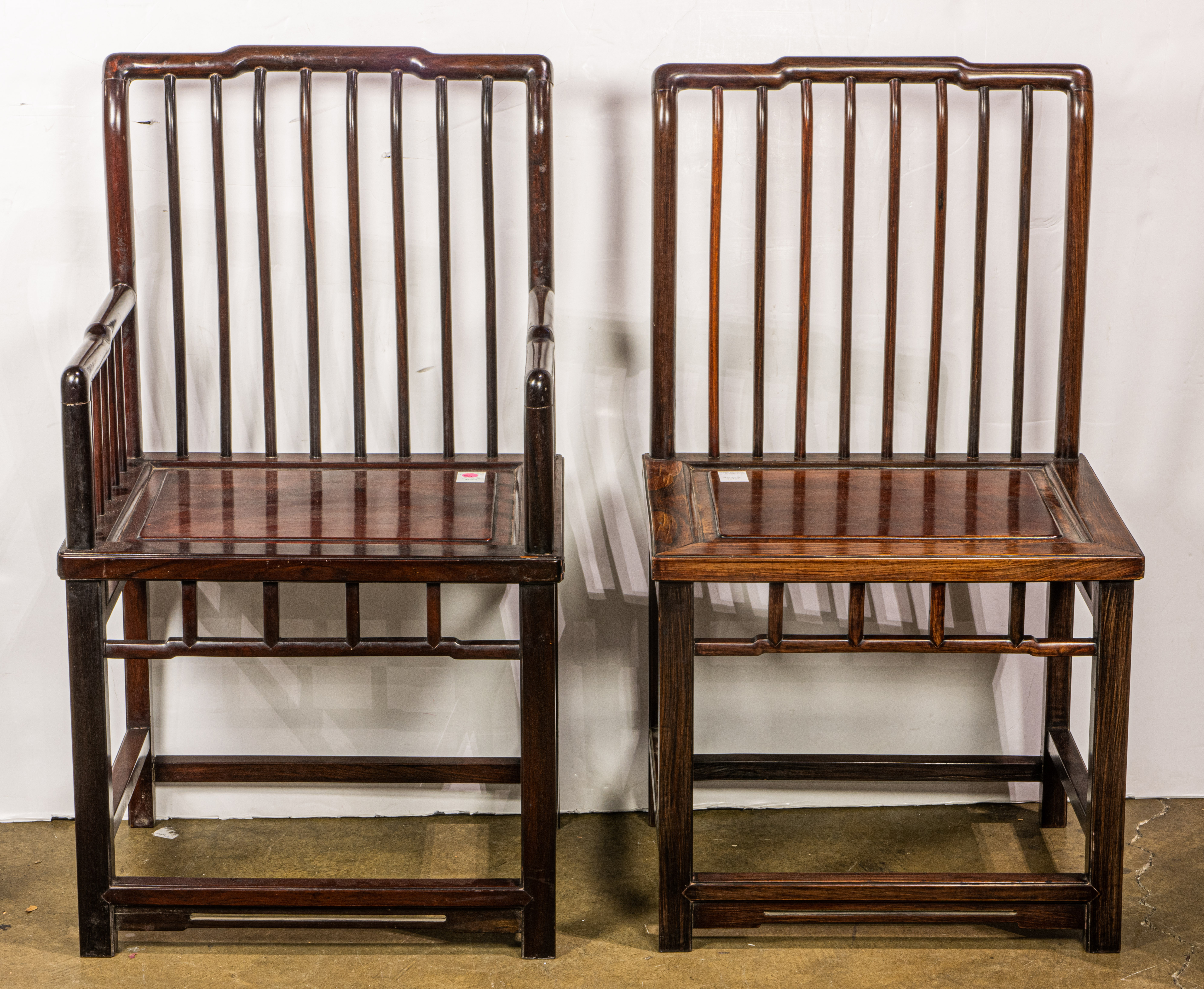  LOT OF 2 CHINESE ROSEWOOD CHAIRS 3ce48a