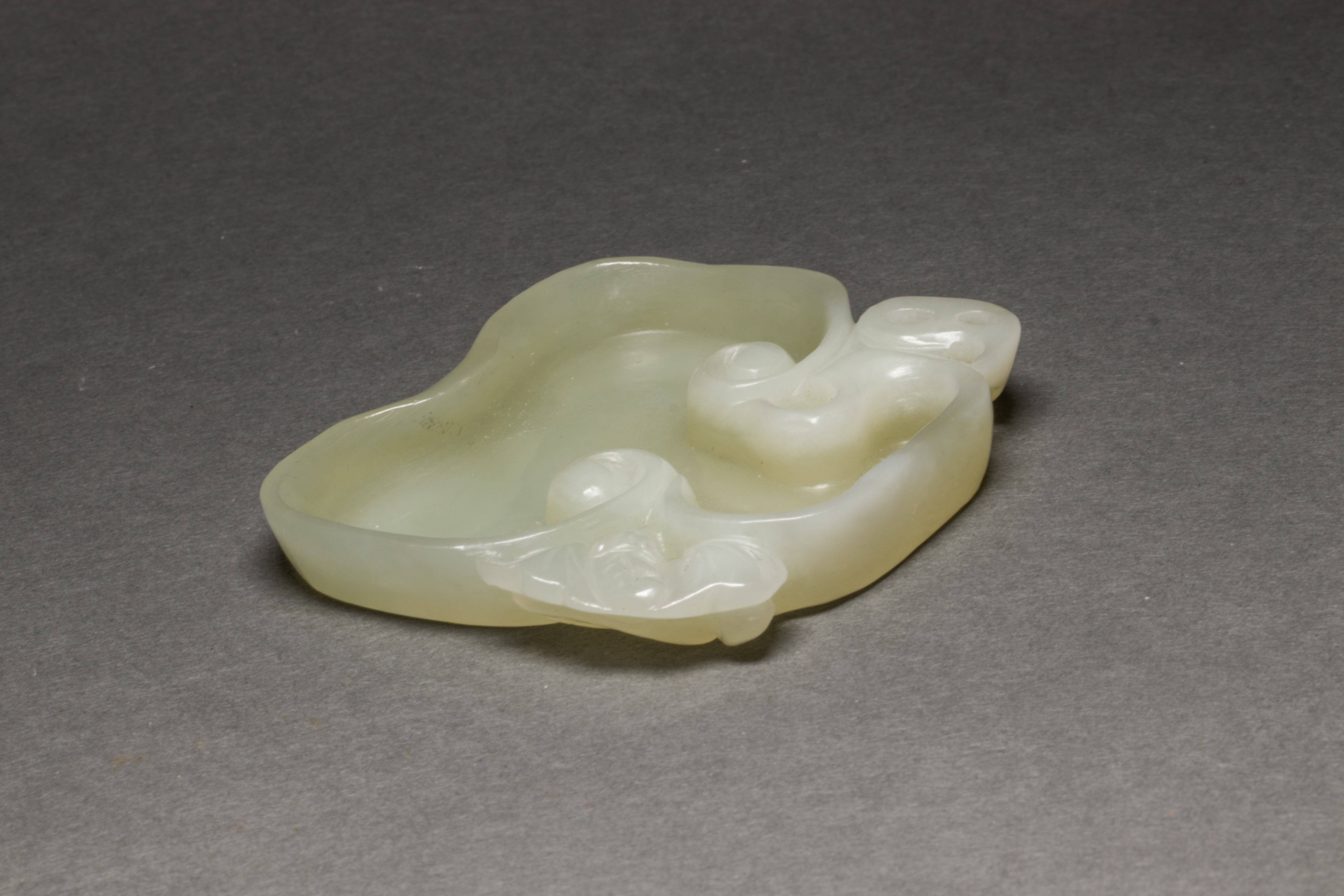 CHINESE WHITE JADE RUYI FORM WASHER