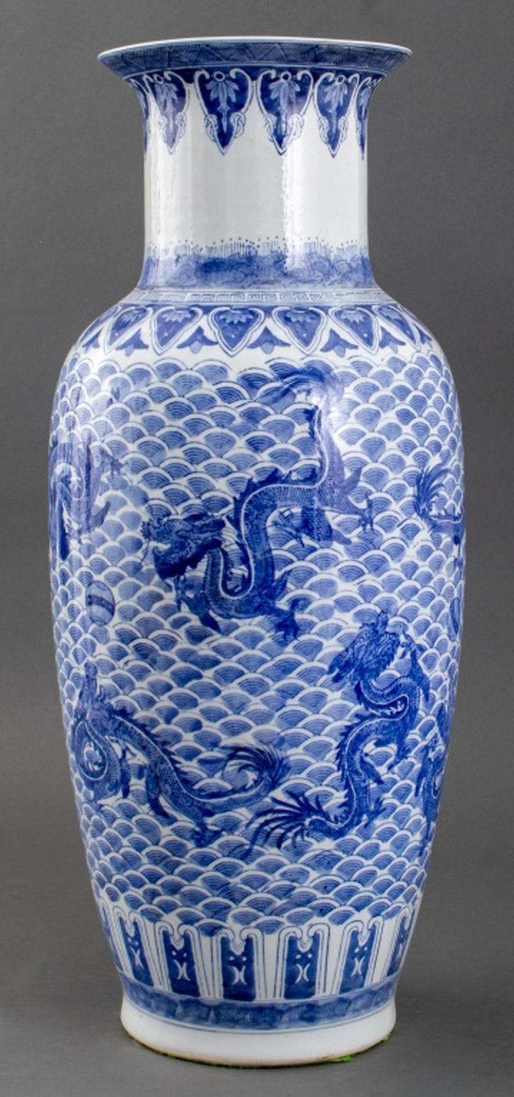 CHINESE QIANLONG MARK DRAGON MOTIF 3ce694