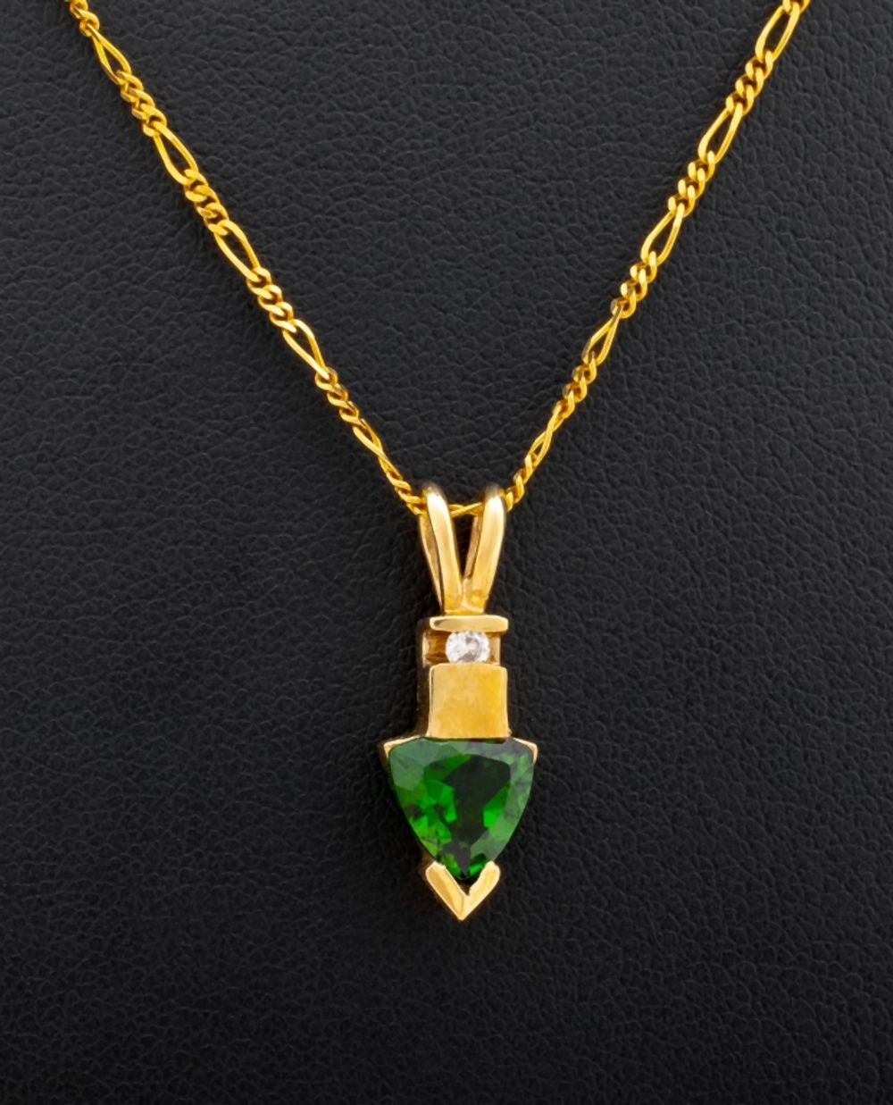 14K YELLOW GOLD TSAVORITE DIAMOND PENDANT