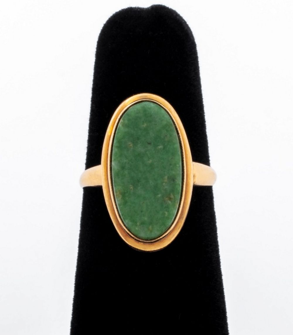 10K YELLOW GOLD JADE RING 10K yellow