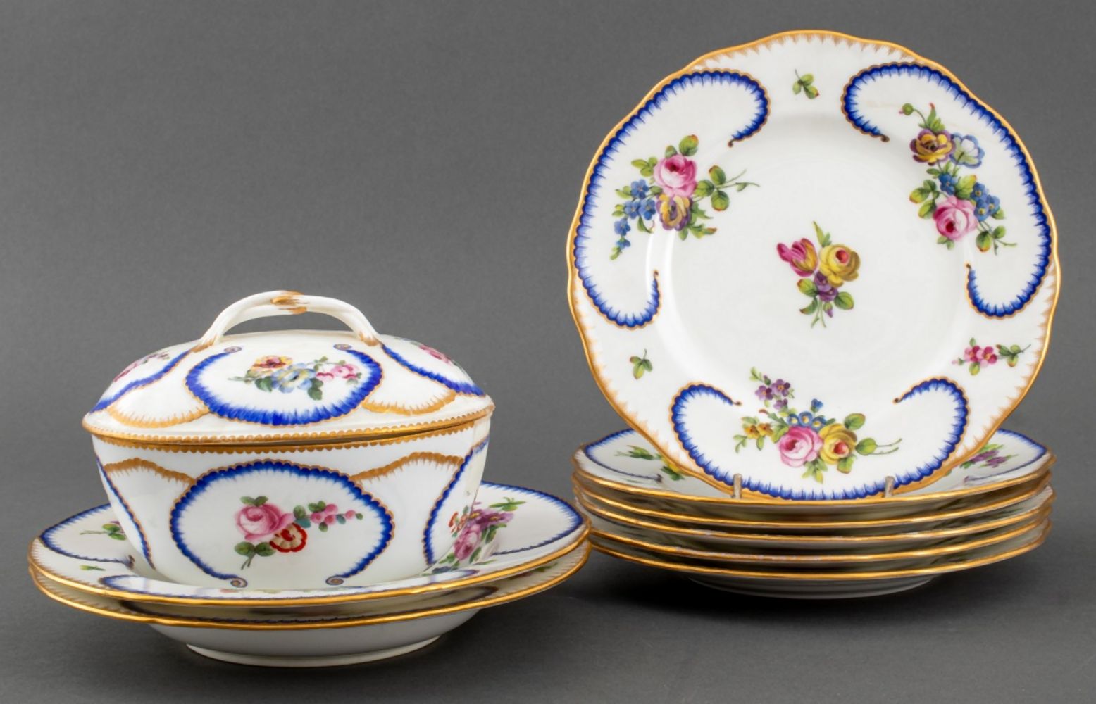 MINTON SEVRES FEUILLE-DE-CHOUX PIECES,