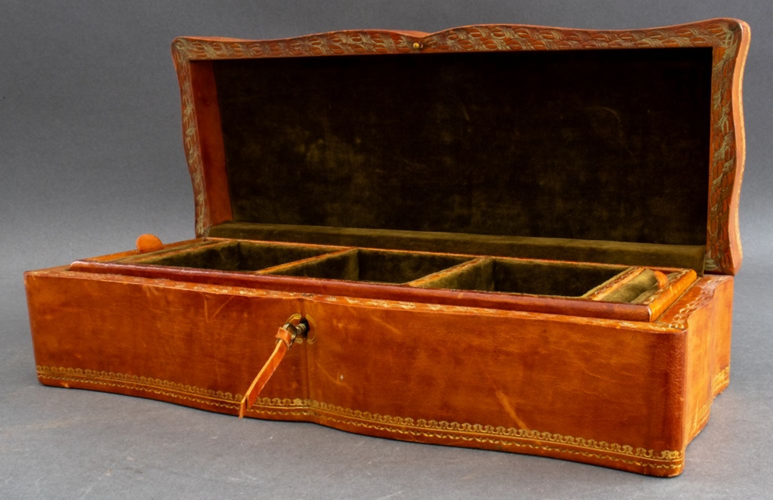 GILT TOOLED LEATHER JEWELRY BOX 3cec2f
