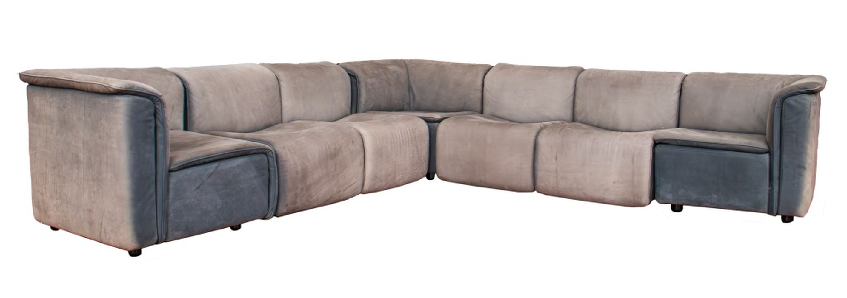 WITTMANN GRAY LEATHER SECTIONAL SOFA