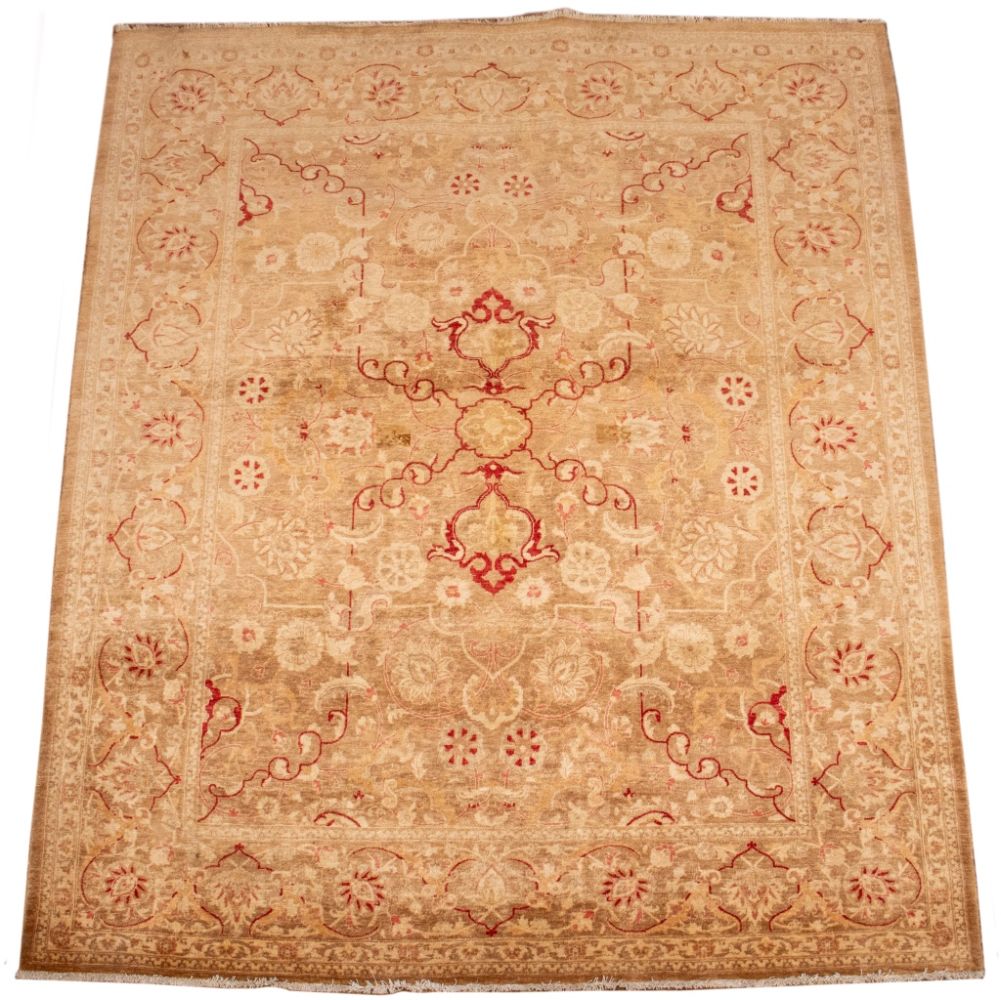 AGRA STYLE CARPET, 10' X 8' Agra