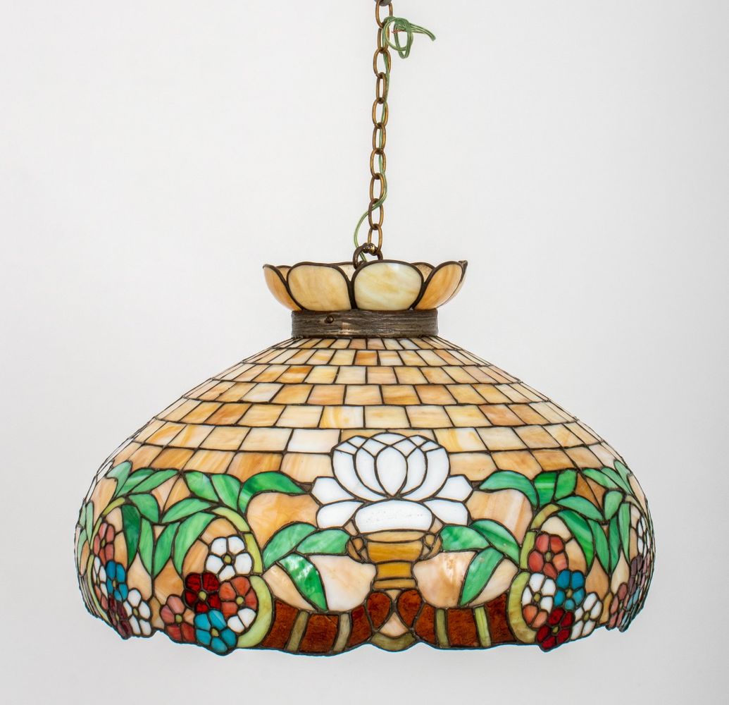 TIFFANY STYLE LEADED STAINED GLASS CHANDELIER