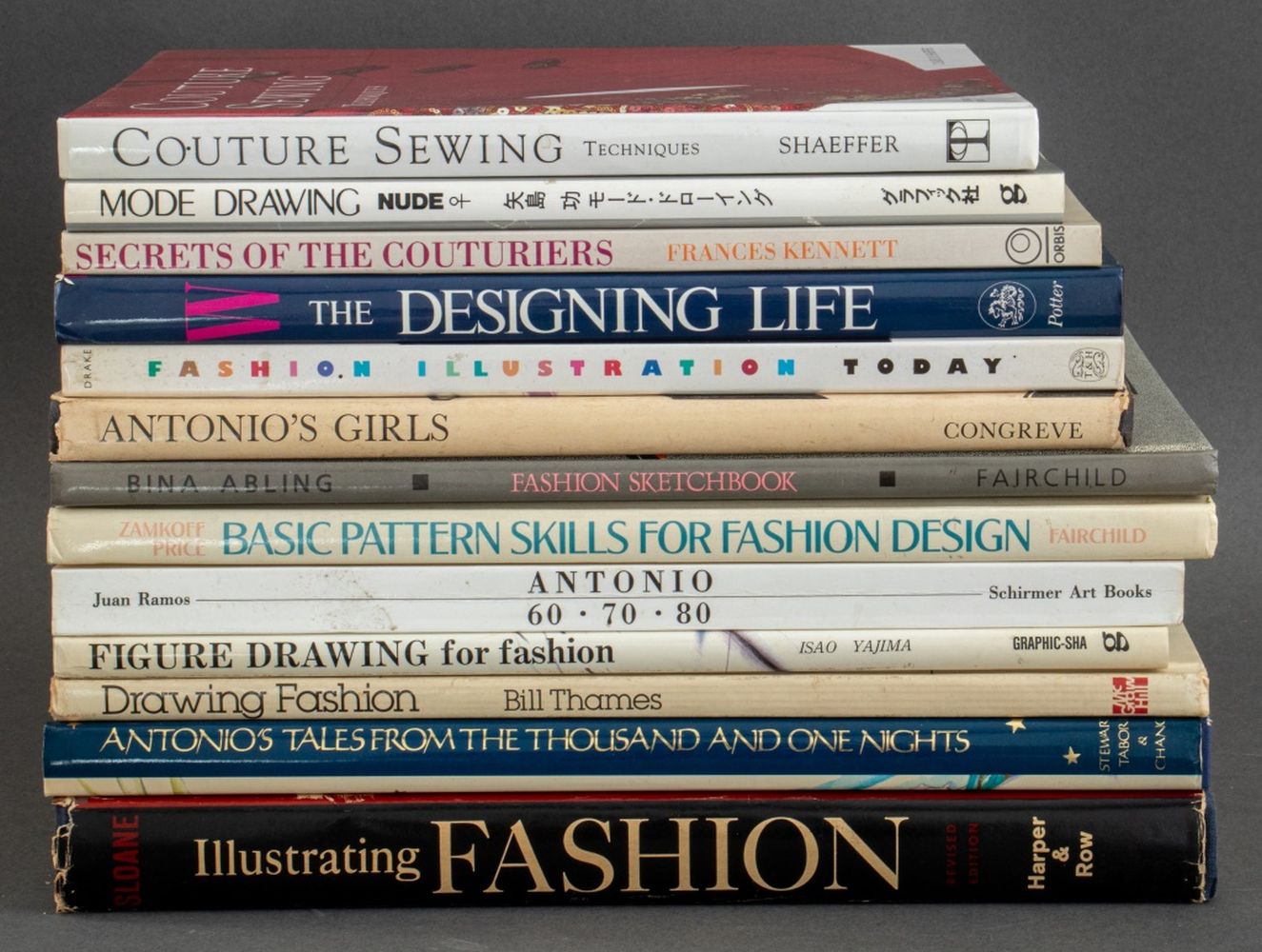 FASHION INTEREST BOOKS, 13 Group