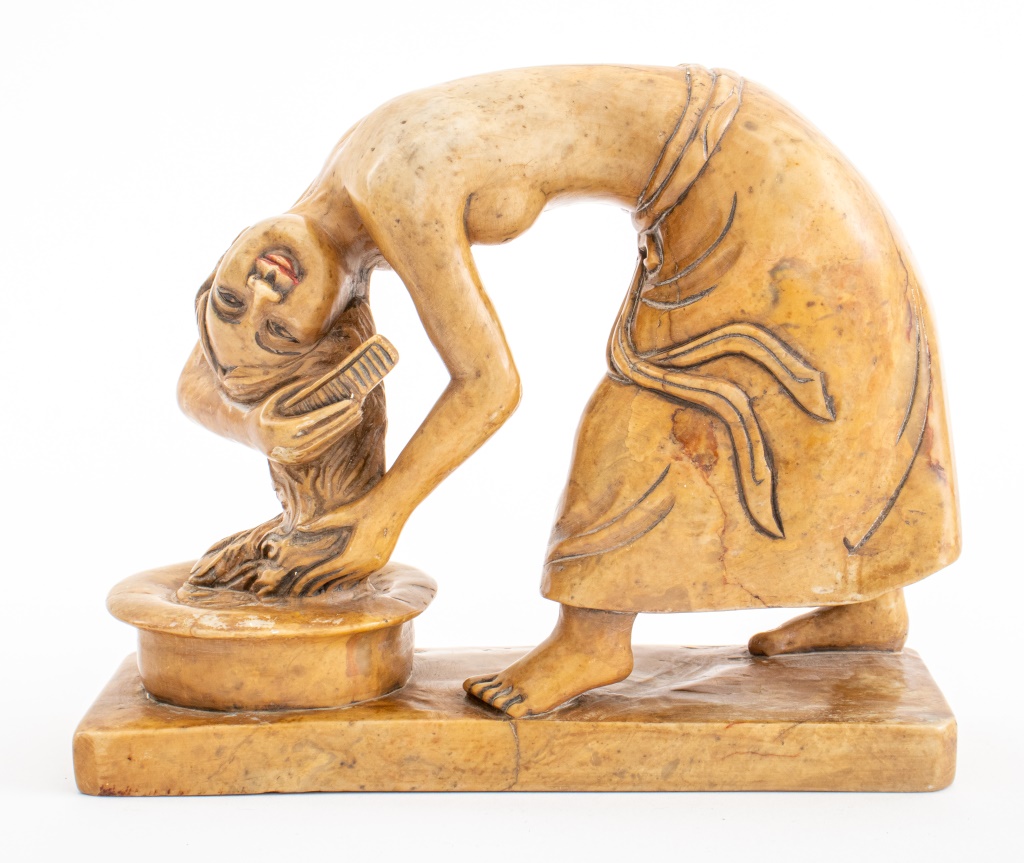 MARBLE SCULPTURE OF A WOMAN WASHING 3cef79