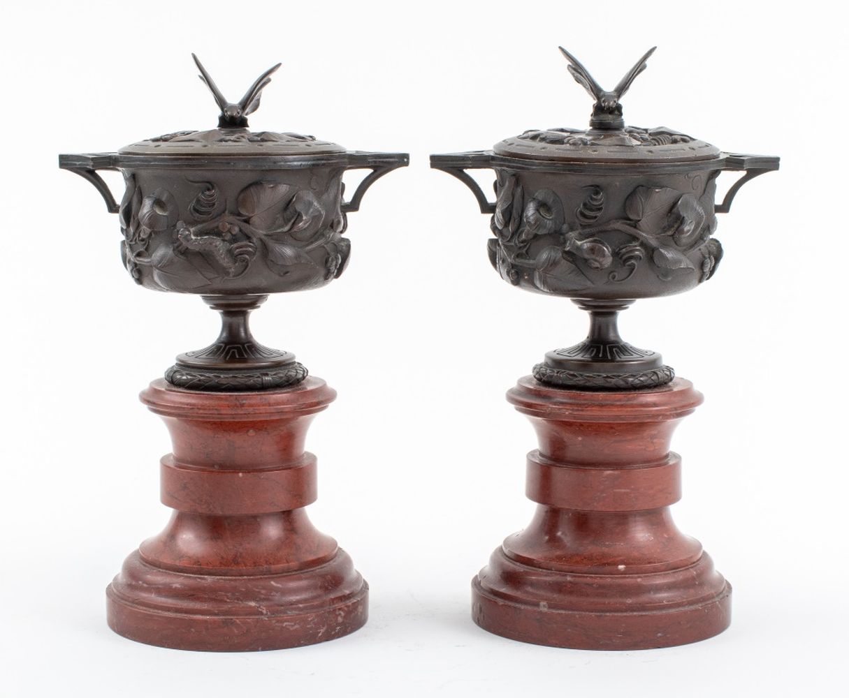 NEOCLASSICAL BRONZE COVERED URNS 3cf00d