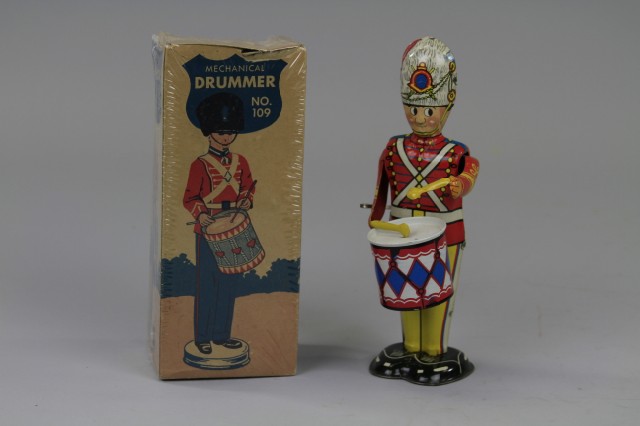 0MECHANICAL DRUMMER Chein boxed