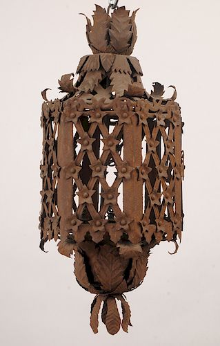 1 IRON LANTERN & 1 GOTHIC STYLE
