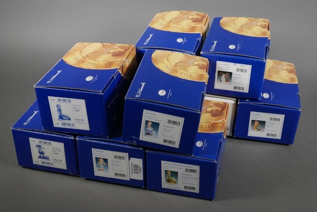 (10) HUMMEL FIGURINESCollection