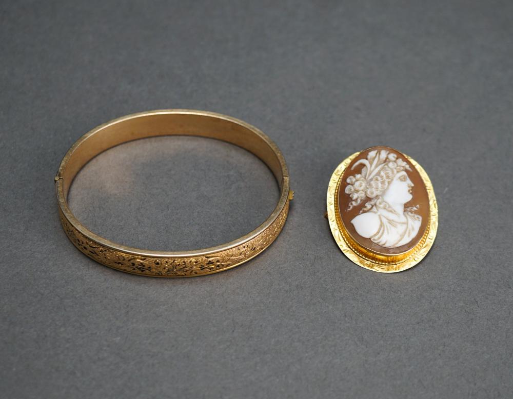 10-KARAT YELLOW-GOLD MOUNTED