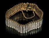 10 KT. GOLD AND DIAMOND CHAMPA