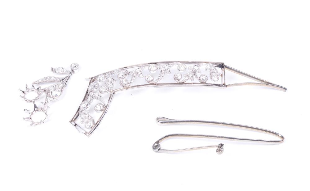 10 KT. WHITE GOLD, DIAMOND