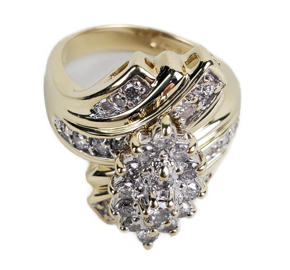 10 KT YELLOW GOLD AND DIAMOND