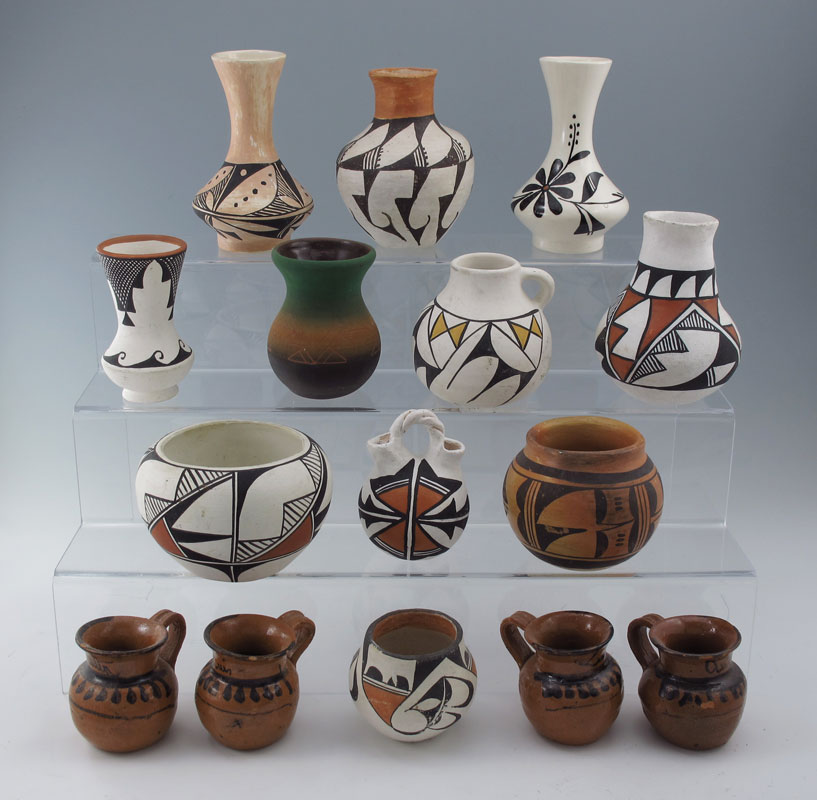 10 PIECE COLLECTION OF ACOMA