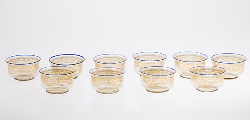 10 SALVIATI GLASSWARE BERRY