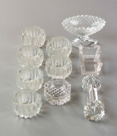 (10) SMALL ASSORTMENT OF GLASS