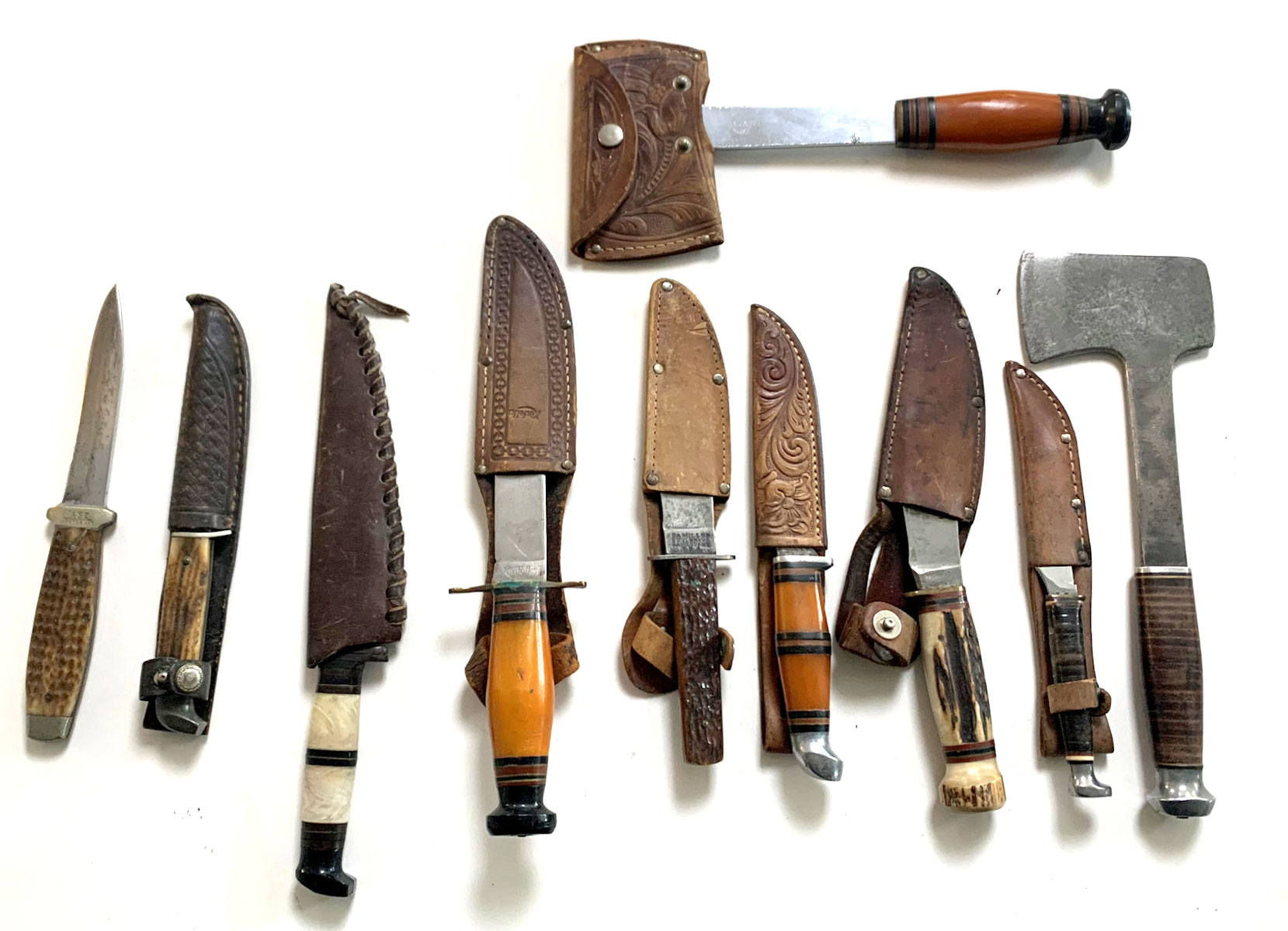 10 WEAPONS KNIVES HATCHETS: