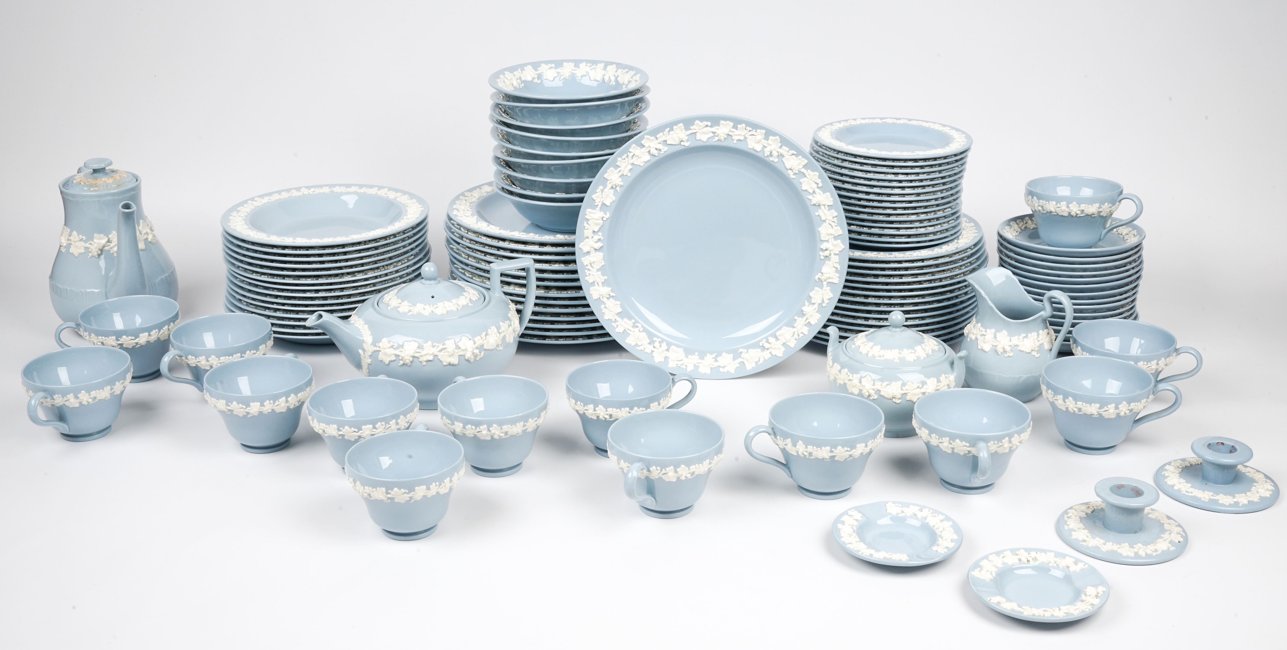 (101) Pcs Wedgwood porcelain