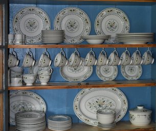 102 pieces of Vintage Royal Doulton