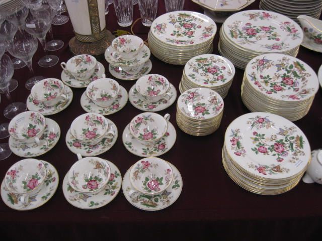 104 pc. Wedgwood ''Charnwood''