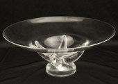 10.5" SIGNED STUEBEN GLASS BOW