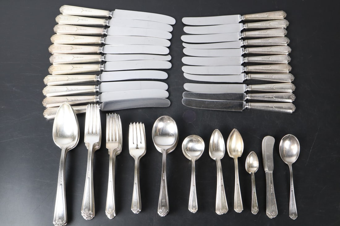 108 PIECE GORHAM 1923 SILVERPLATE
