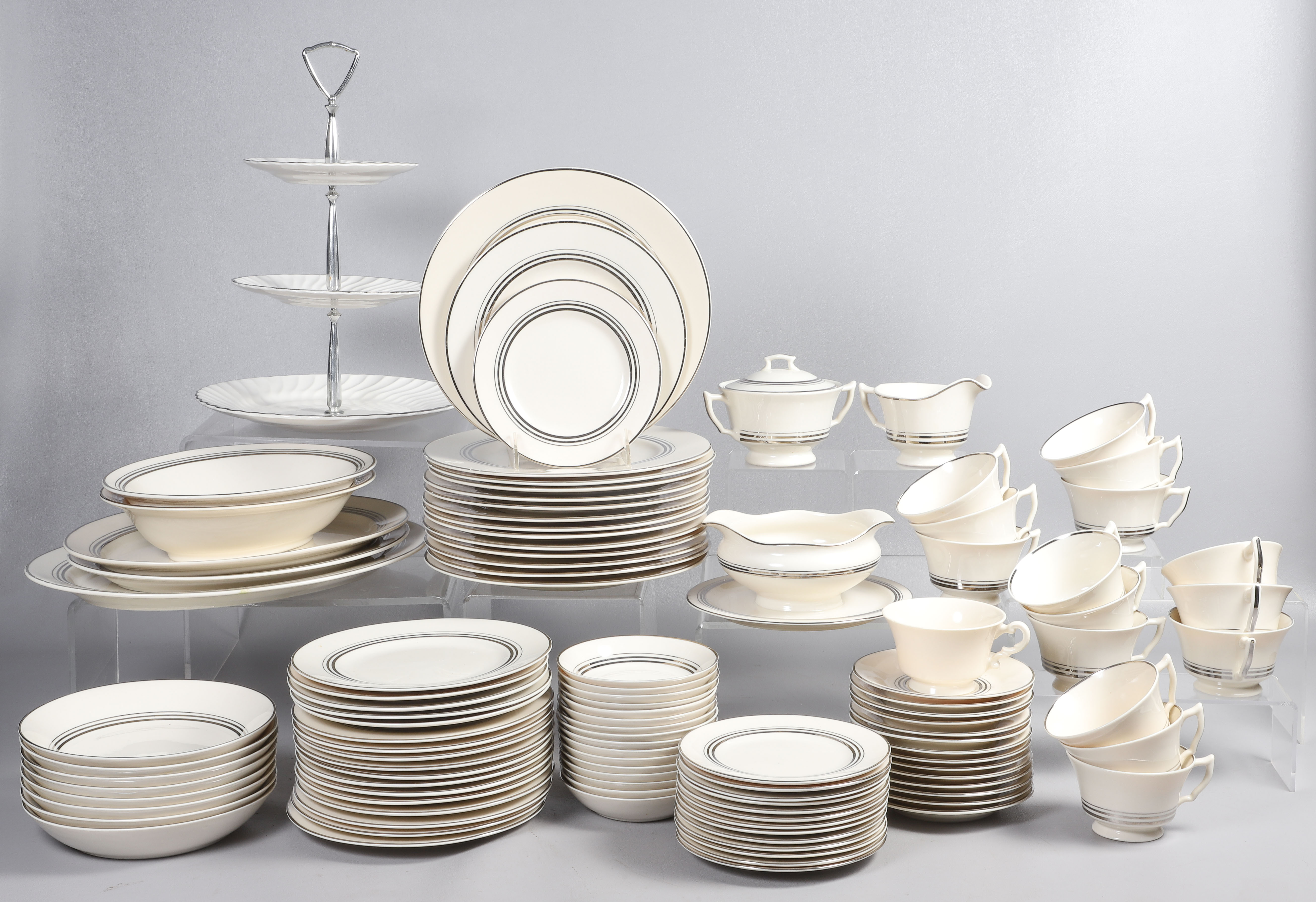 (109) Pcs Syracuse China