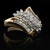 10K GOLD 1CTW DIAMOND CLUSTER