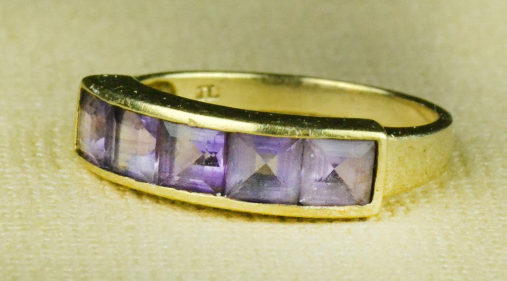 10K Gold and Amethyst RingFive