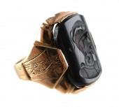 10K GOLD MENS RING ONYX INTAGL