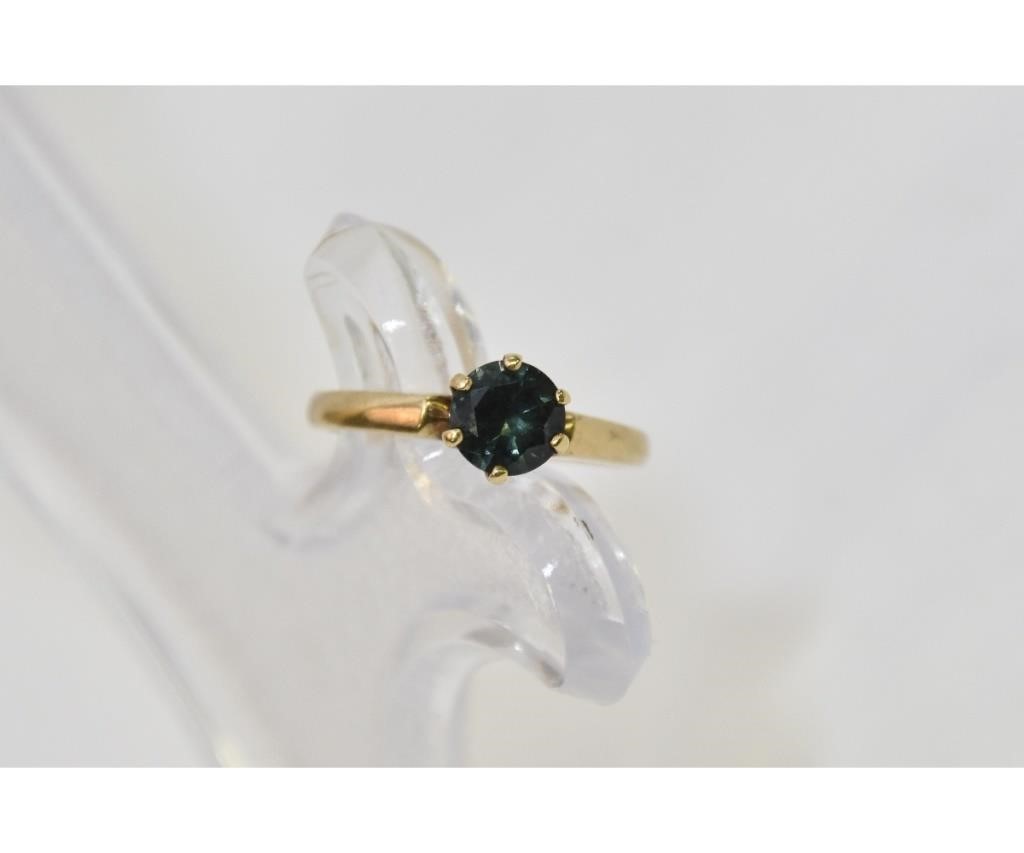 10k gold topaz ring .6mm, ring size