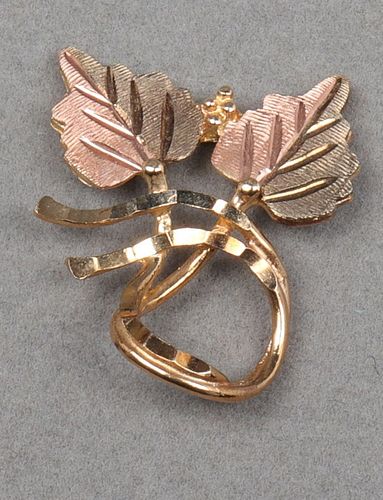 10K TRI-GOLD LEAF MOTIF