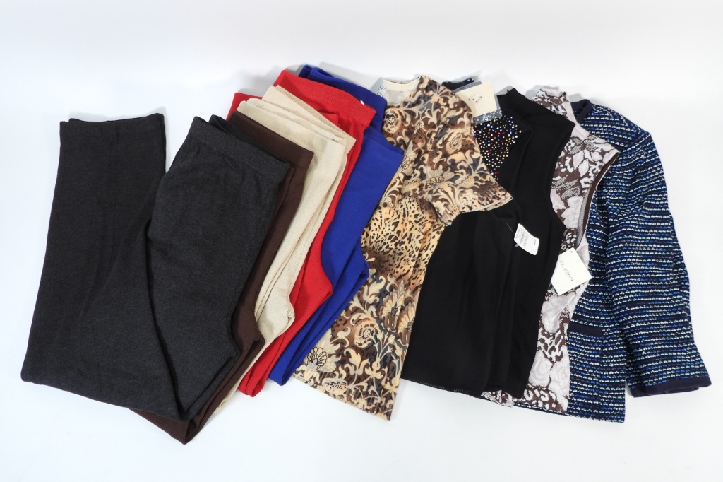 10PC ST. JOHN KNIT PANTS & TOPS