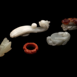 11 Chinese Jade and Hardstone