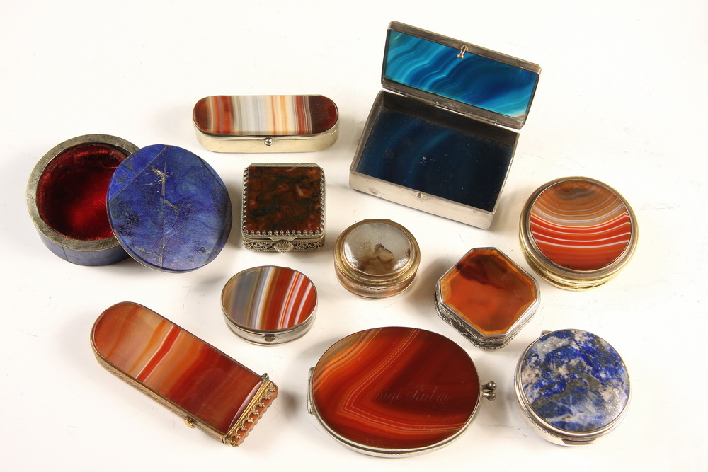 (11) HARDSTONE & GOLD OR SILVER