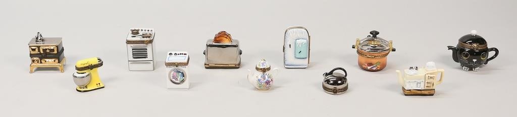 11 LIMOGES PORCELAIN KITCHEN
