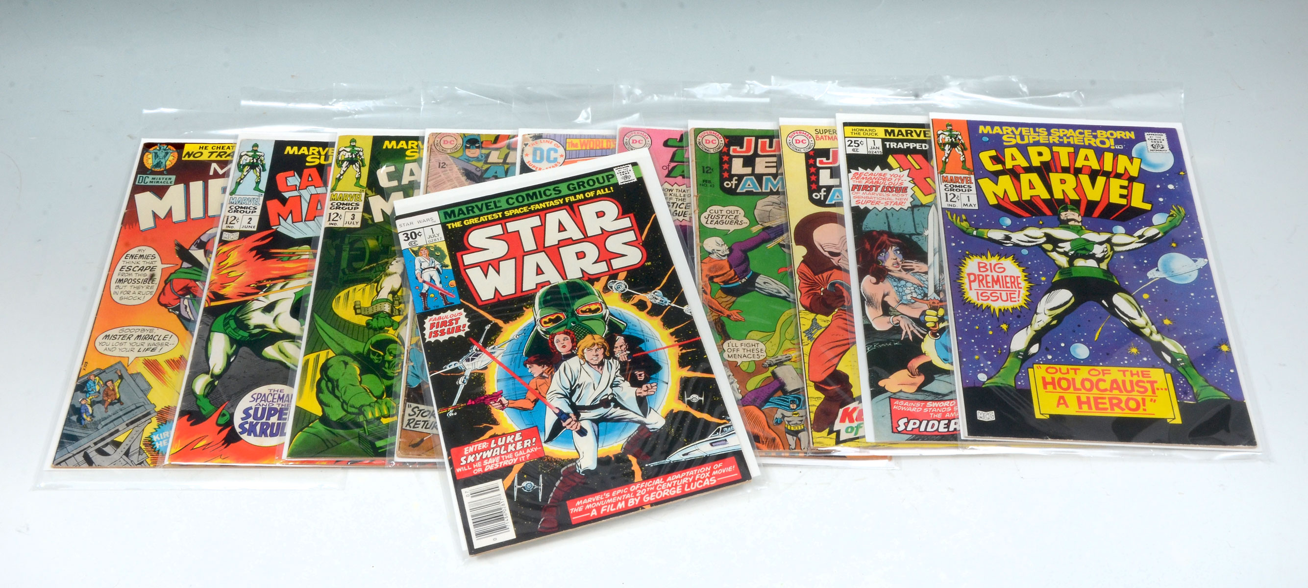 11 PC. COMIC BOOK COLLECTION: