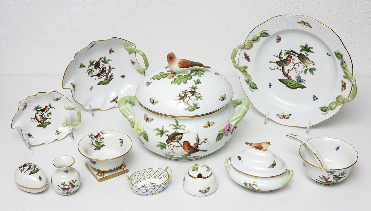 11 PIECE HEREND PORCELAIN