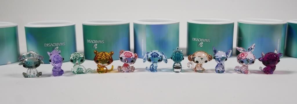 (11) SWAROVSKI ZODIAC